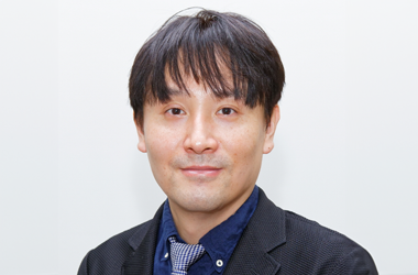 <p>Prof. Jang-Ung Park</p>
<p><strong>Next-Generation Perso</strong><br />
<strong>nalized Healthcare with </strong><br />
<strong>Smart Contact Lenses</strong></p>
